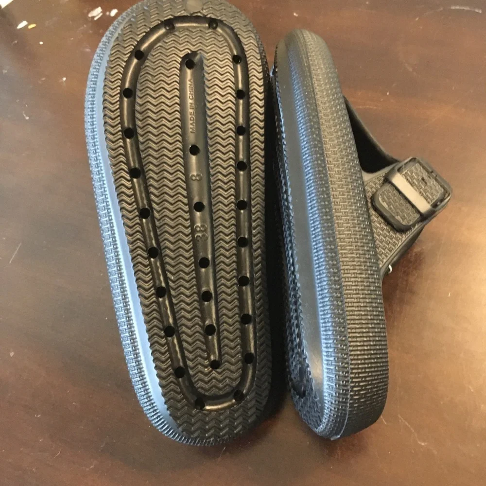 Cushionaire Black Slide Sandals NWT - Picture 6 of 12